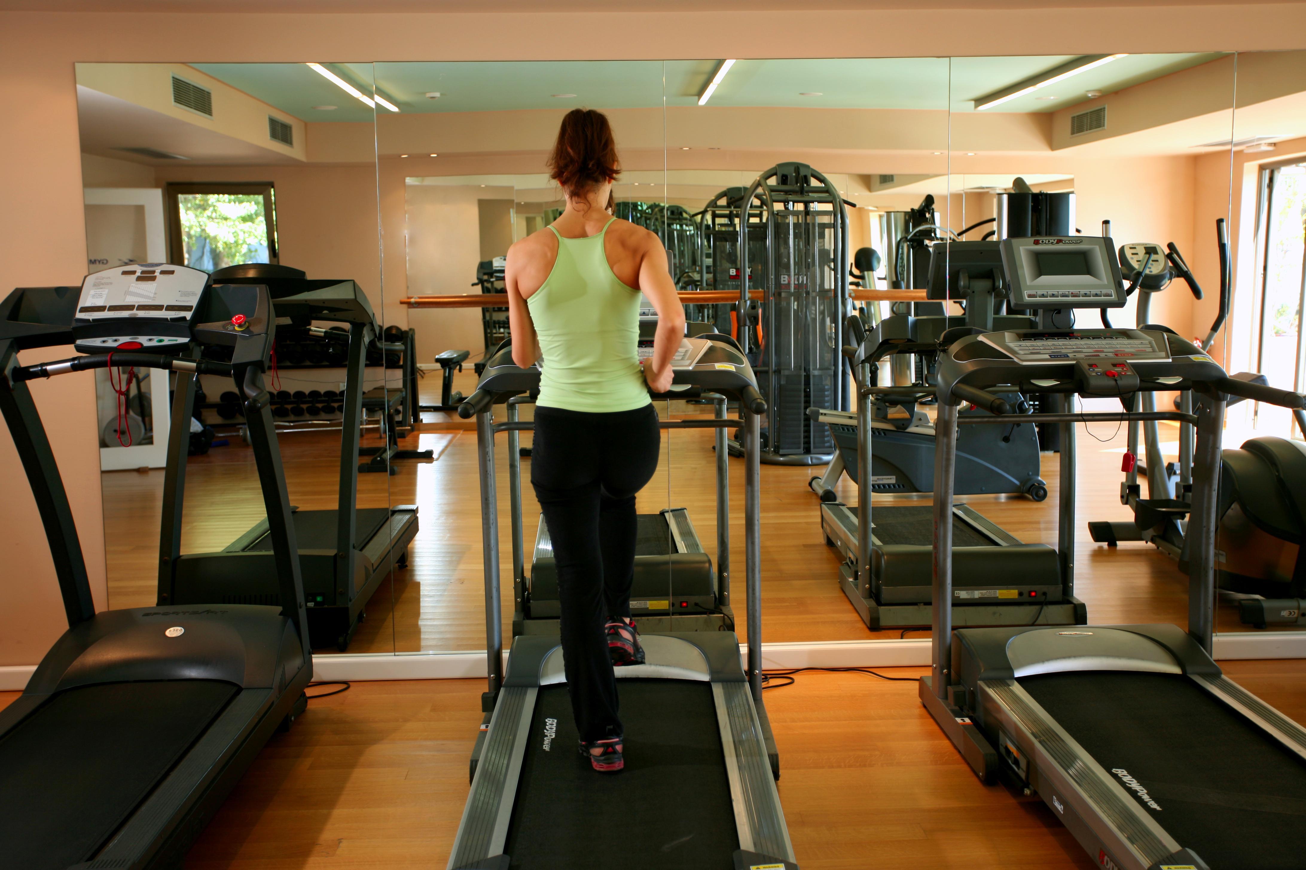 Kontokali Bay Resort & Spa Exterior foto A treadmill in a gym