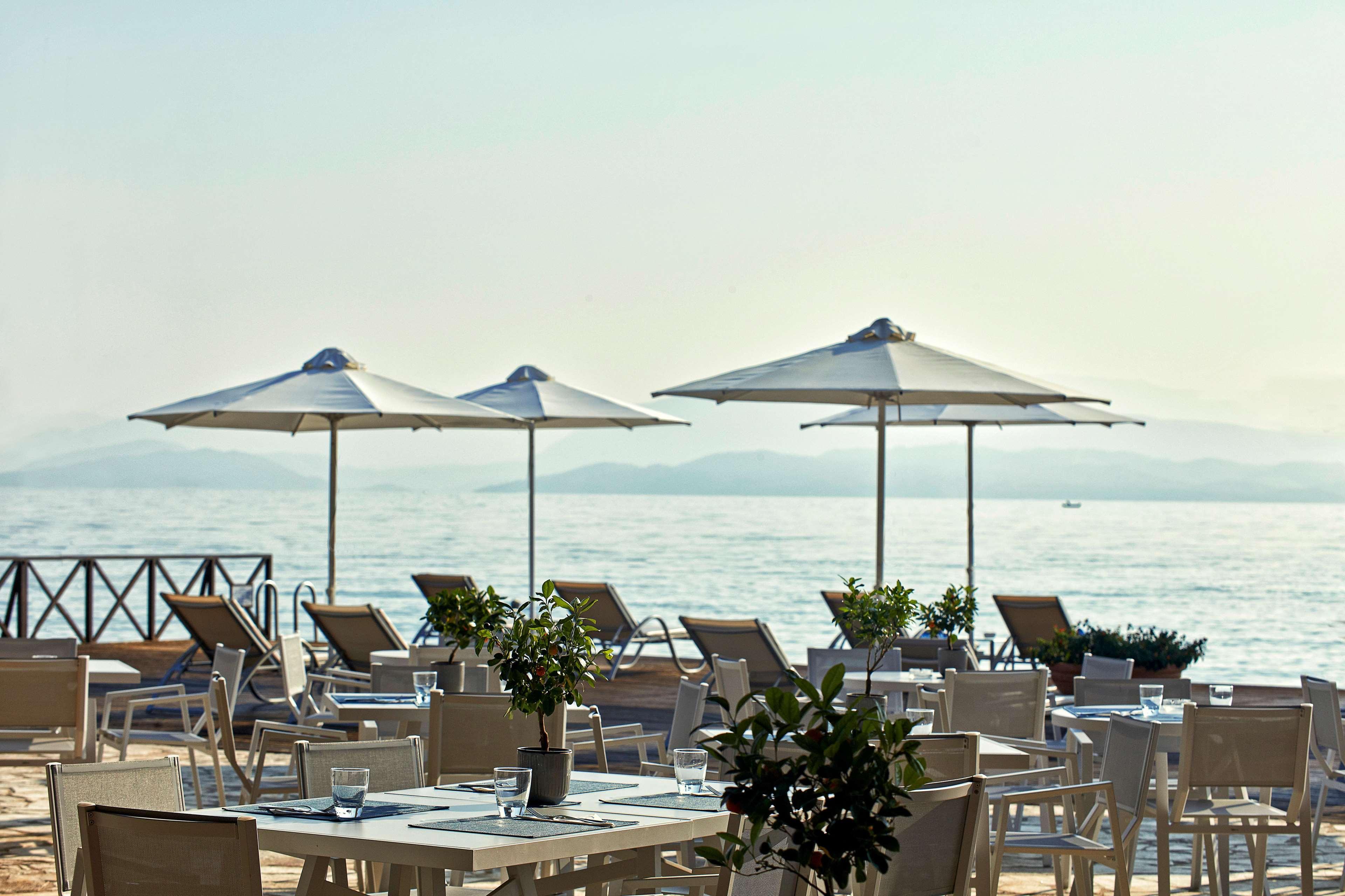 Kontokali Bay Resort & Spa Exterior foto Beach bar in Greece