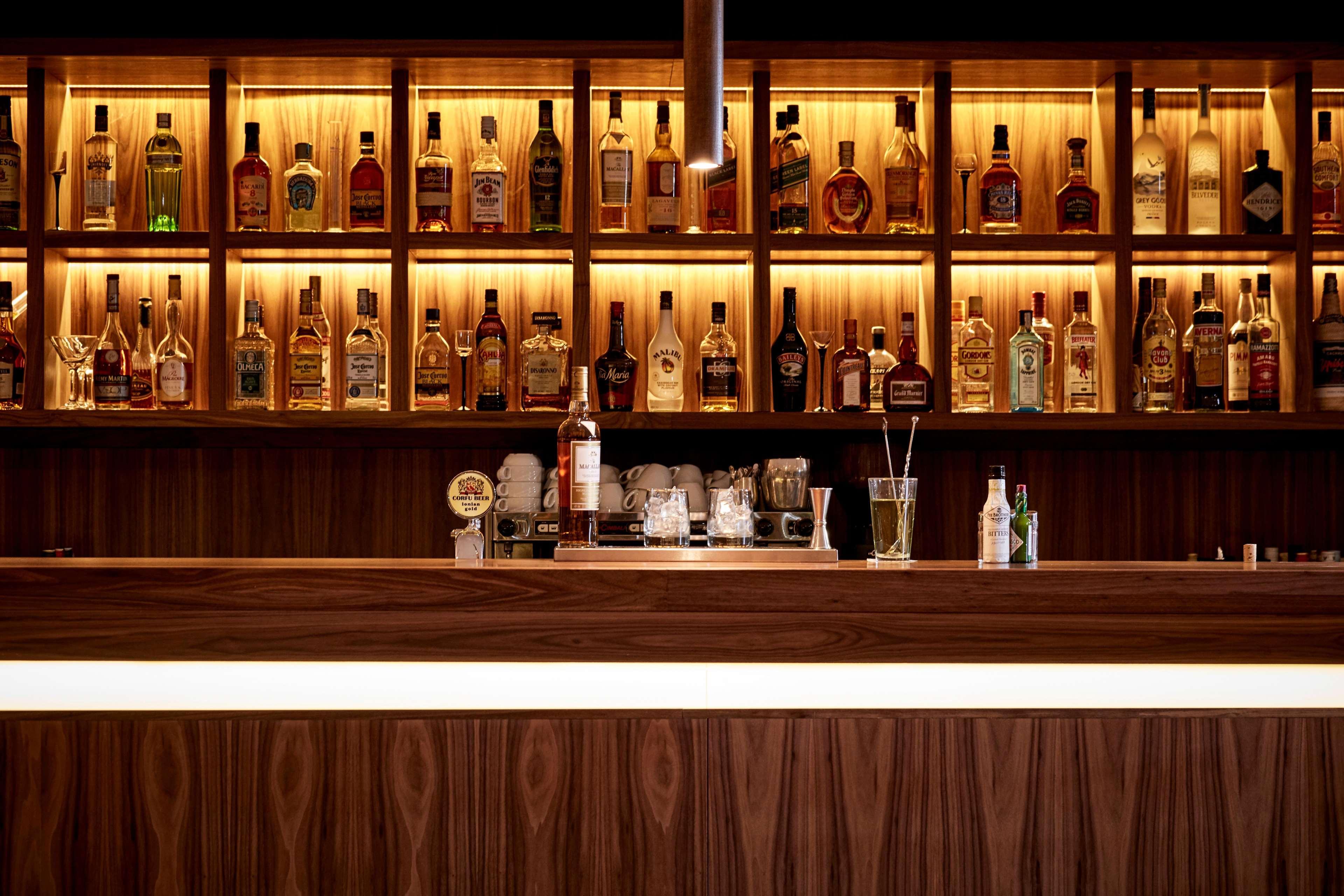 Kontokali Bay Resort & Spa Exterior foto A bar
