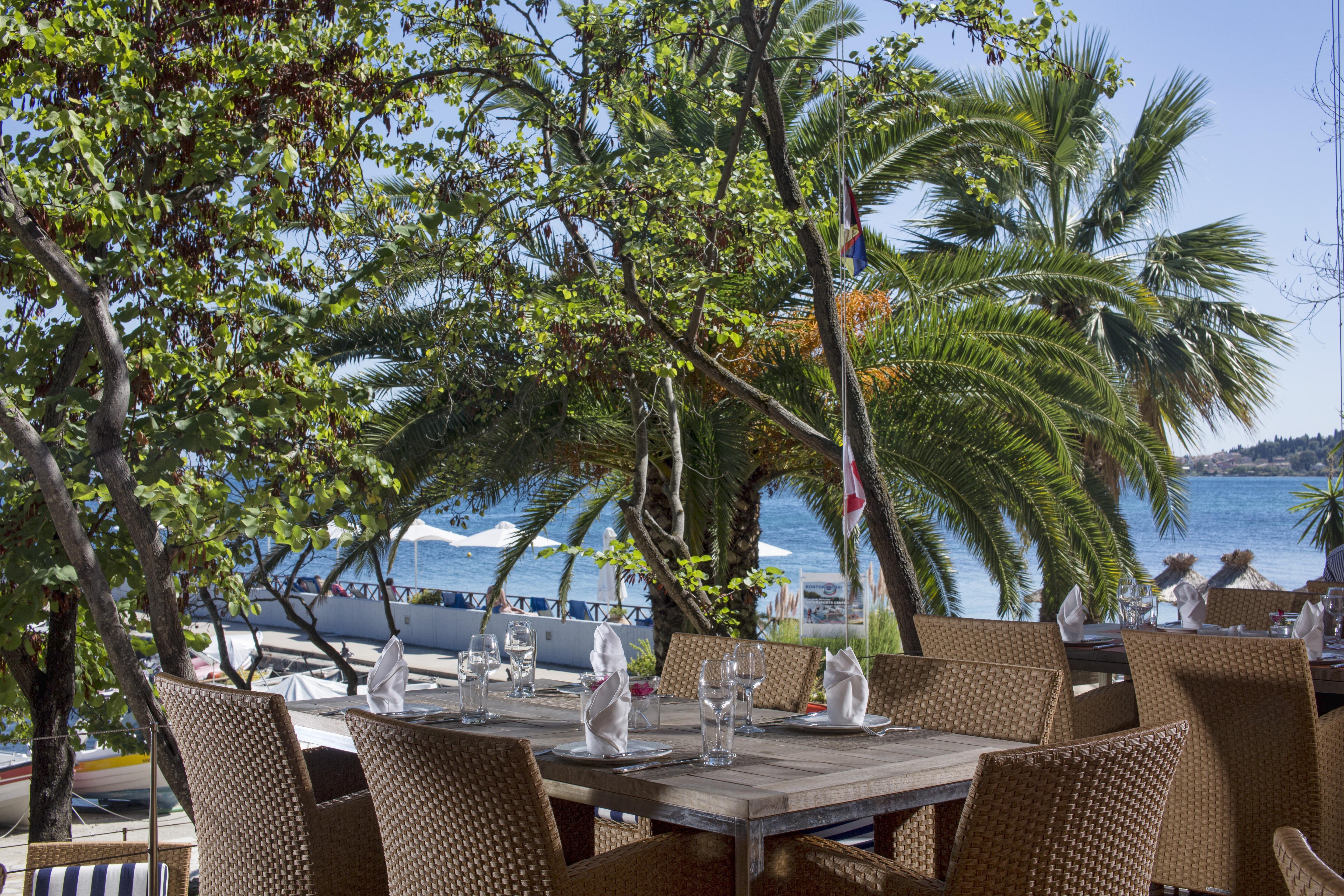 Kontokali Bay Resort & Spa Exterior foto Restaurant in the resort